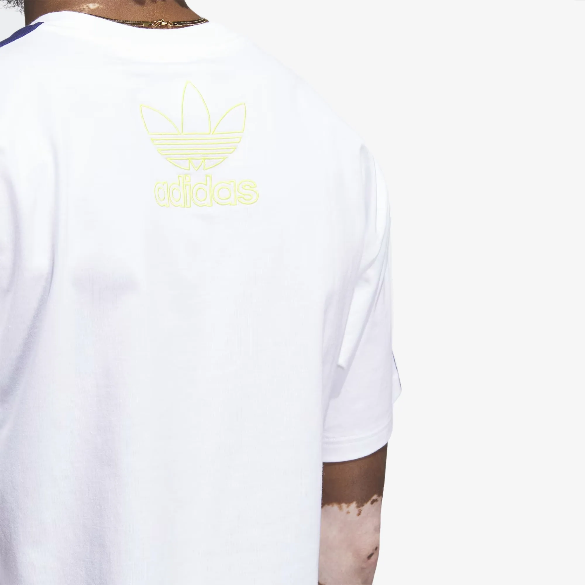 Adidas Originals | BEACH SPORTS ART TEE  { WHITE/BLUE