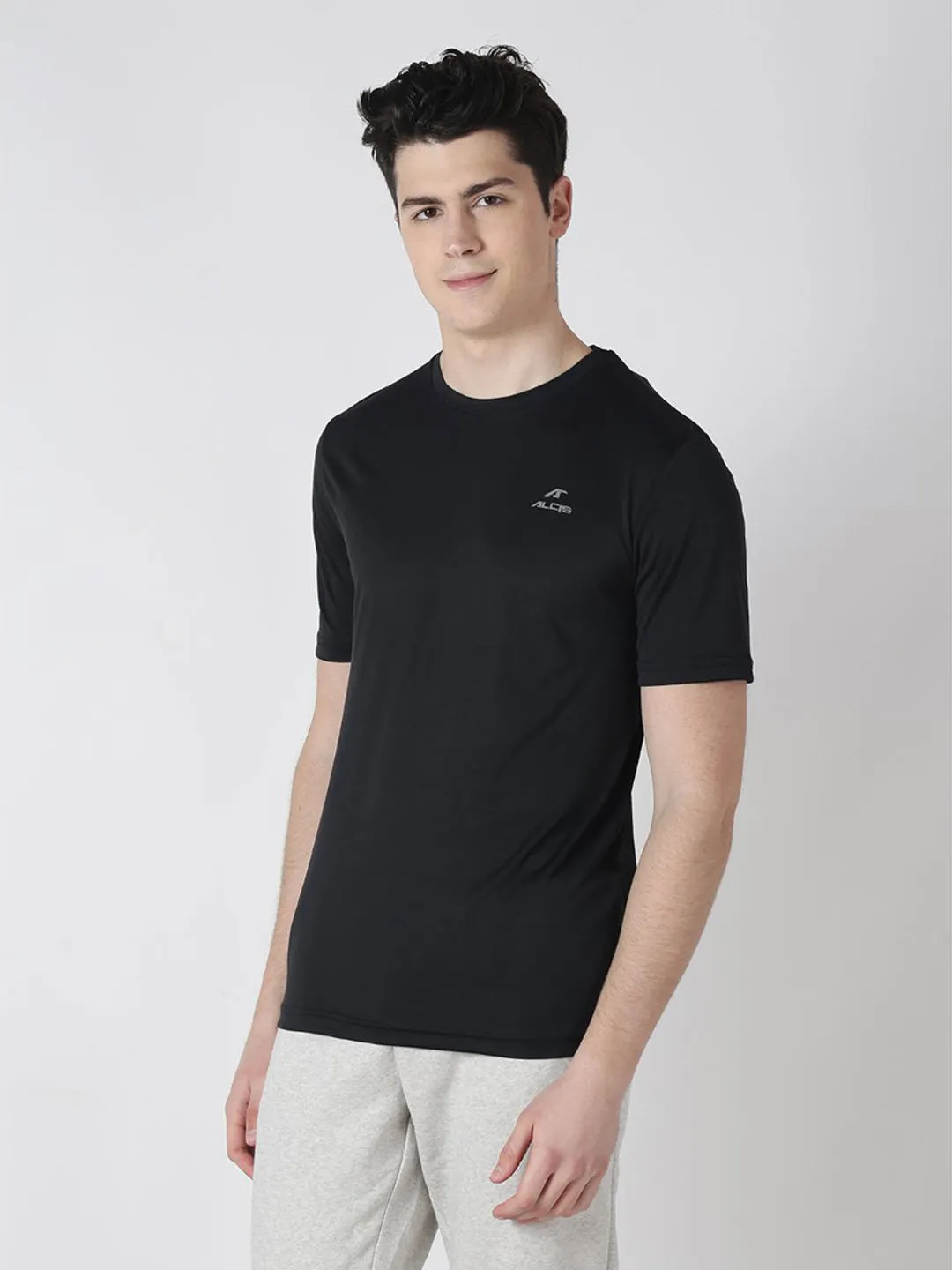 Alcis Men Black Solid Round Neck Wonder T-shirt