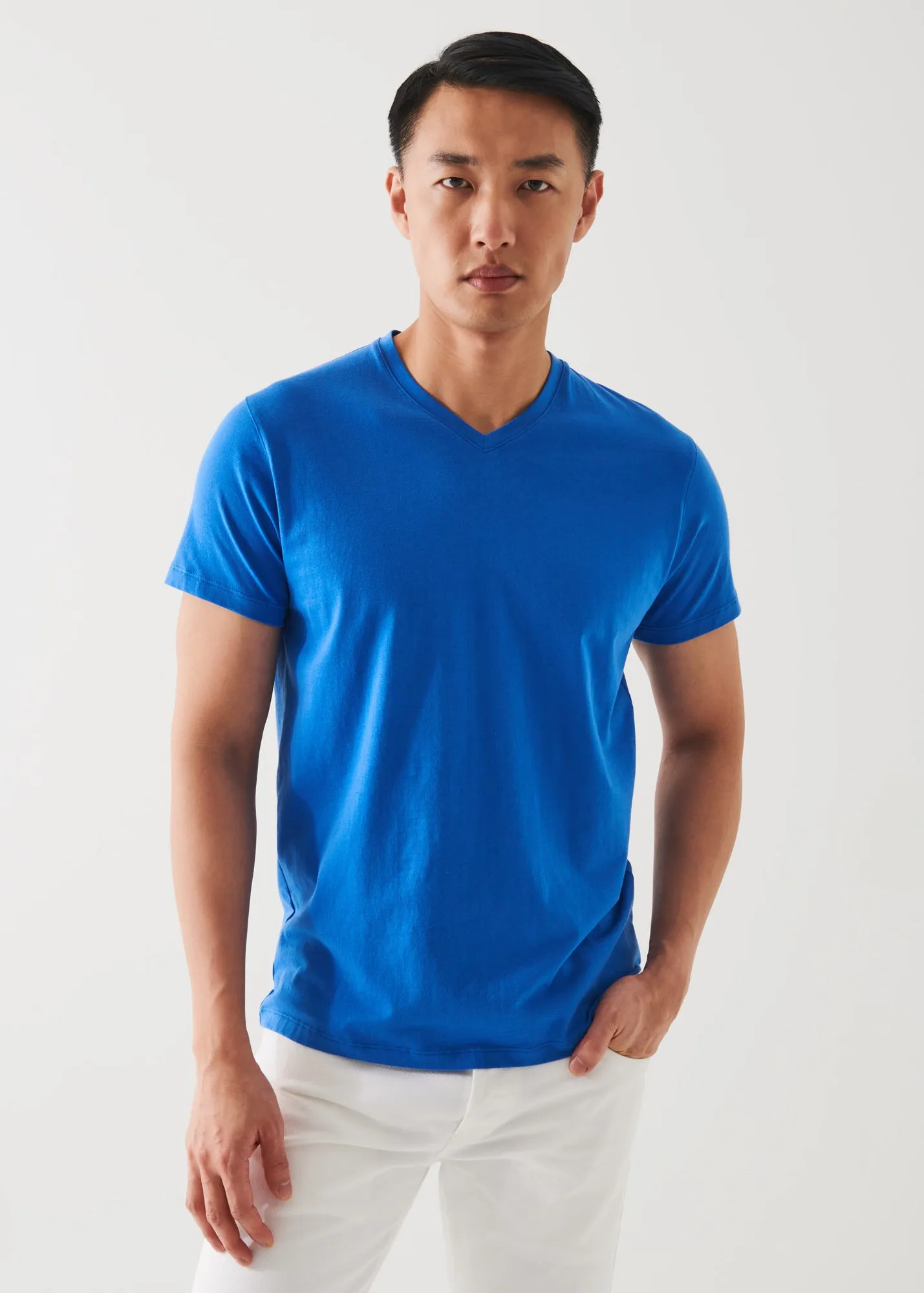 PIMA COTTON STRETCH V-NECK T-SHIRT