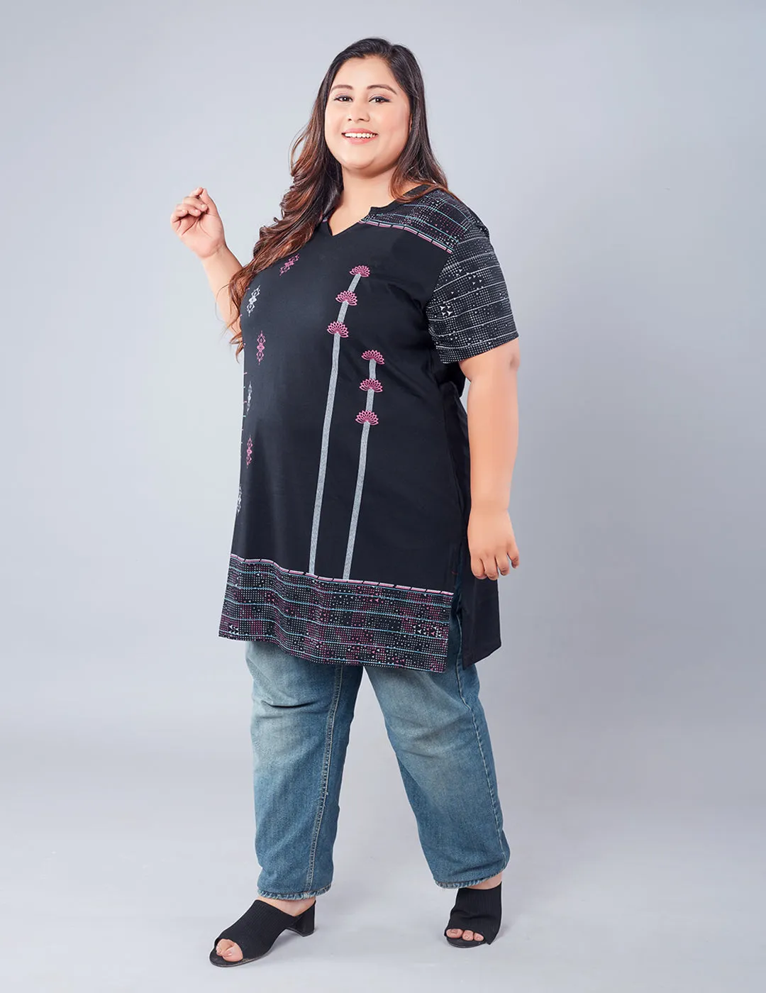 Plus Size Printed Long Tops For Women Half Sleeves - Black