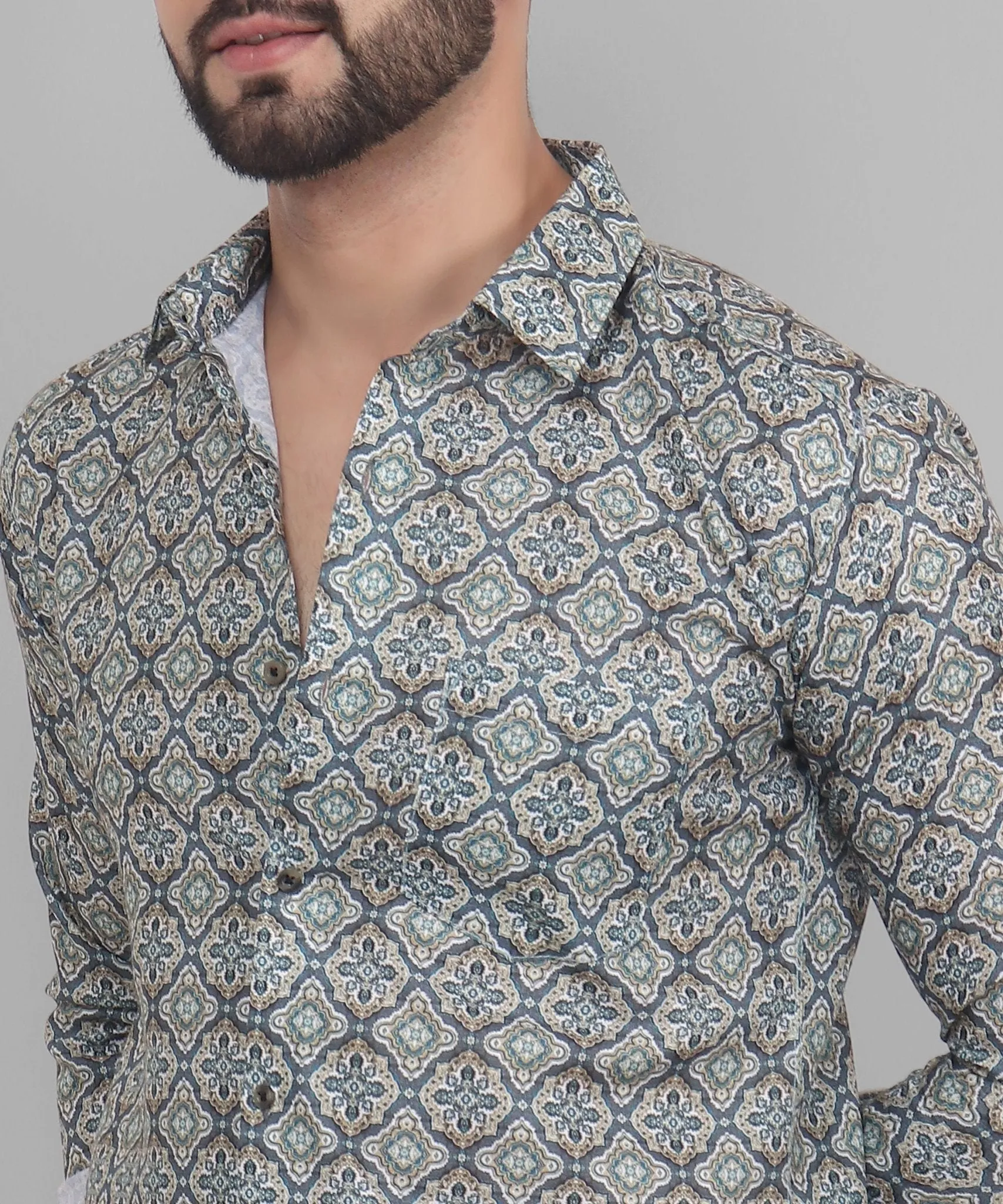 Retro Full Sleeve Printed Casual Cotton Button-Up Shirt For Men